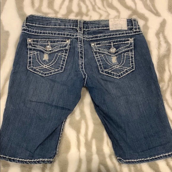 L.A. Idol Distressed Blue Denim Bermudas - Picture 3 of 4